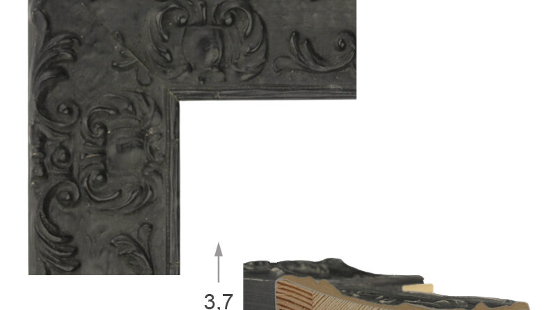 Μαύρο κοσμημένο πεύκο